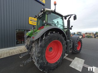 Farm tractor Fendt 716 - 3