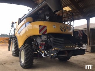 Combine harvester New Holland CR 9.80 - 3