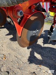 Precision seeder Kuhn MAXIMA - 10
