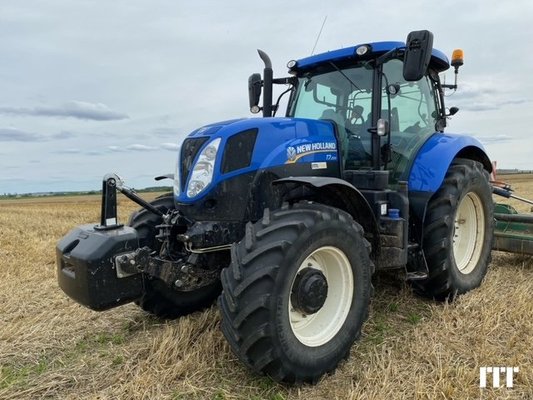 Farm tractor New Holland T7.200 - 1
