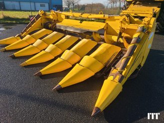 Maize harvester for combine harvester New Holland MF 675W - 1