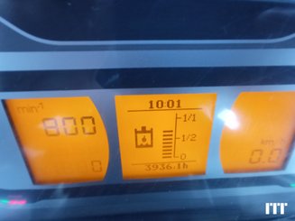 Farm tractor Fendt 716 - 6