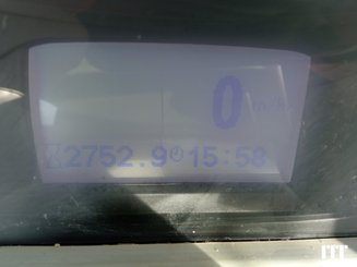 Farm tractor Valtra N124 - 5