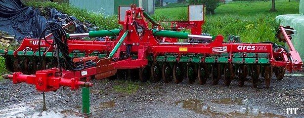 Stubble cultivator Unia ARES TXL 6M - 11