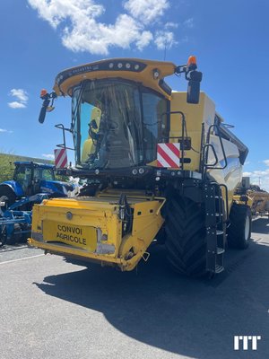 Combine harvester New Holland CR 9.80 - 1