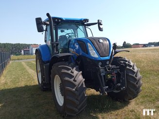 Farm tractor New Holland T7.230 CLASSIC - 1