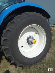 Farm tractor New Holland T7.230 CLASSIC - 9