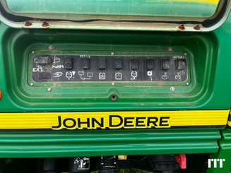 Trailed sprayer John Deere 962l - 4