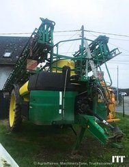 Trailed sprayer John Deere 944i - 2