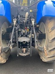 Farm tractor New Holland T7.225 AC - 7