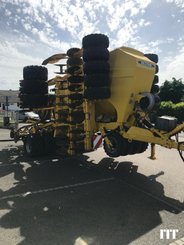 Seed drill BEDNAR OMEGA 6000 FERTI - 4