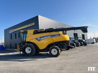 Combine harvester New Holland CR 8.90 - 1