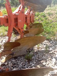 Plough Kuhn MULTI-MASTER 121 - 3