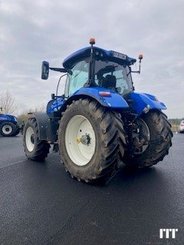 Farm tractor New Holland T7.225 AC - 3