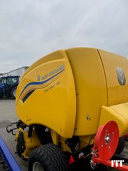 Round baler New Holland ROLLBELT 180 - 1