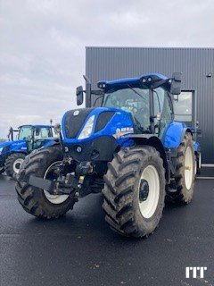 Farm tractor New Holland T7.225 AC - 1