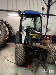 Farm tractor New Holland T3040 - 3