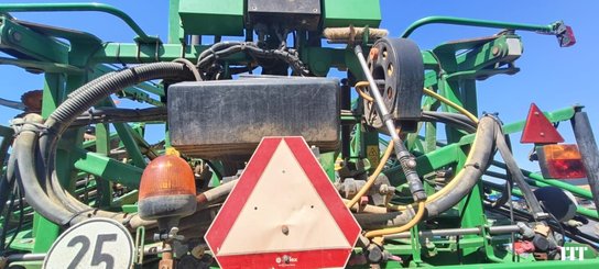 Trailed sprayer John Deere 732 - 3