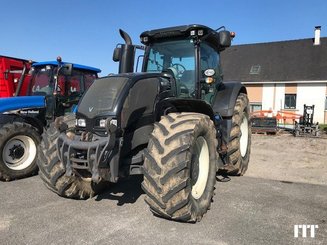 Farm tractor Valtra S293 - 1