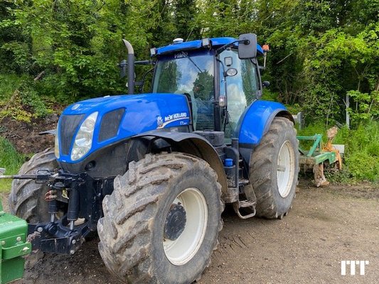 Farm tractor New Holland T7.260 - 1