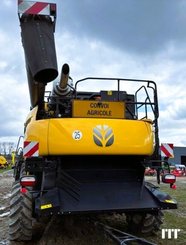 Combine harvester New Holland CR 8.90 - 6