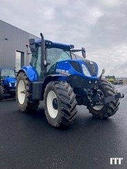 Farm tractor New Holland T7.225 AC - 1