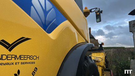 Combine harvester New Holland CX 8070 - 3