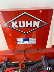 Precision seeder Kuhn MAXIMA - 13