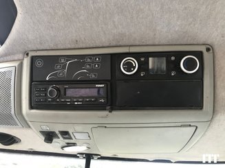 Farm tractor Valtra T234 - 5