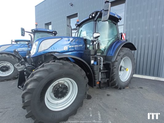 Farm tractor New Holland T7.245 AC - 1