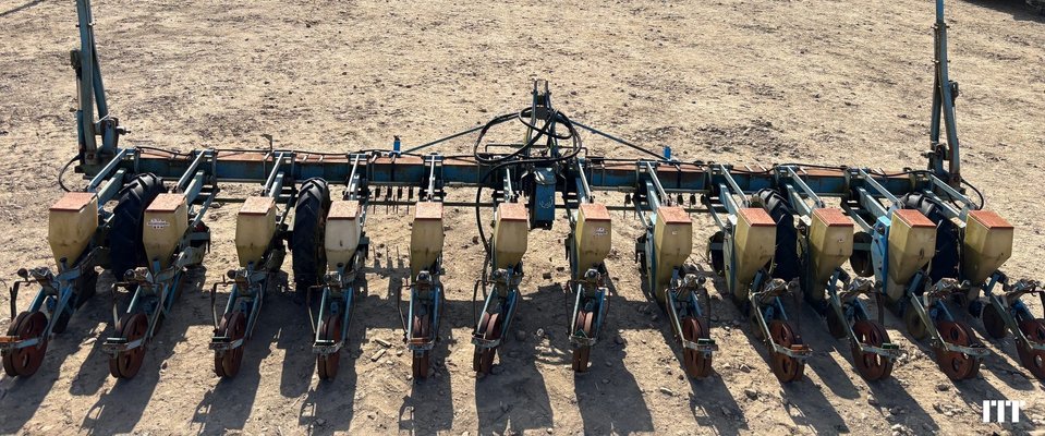 Precision seeder Monosem NG - 1