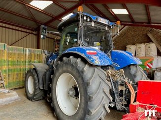 Farm tractor New Holland T7.245 AC - 3