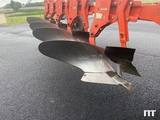 Plough Kuhn MASTER 100 - 4