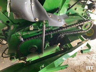 Round baler John Deere 990 - 17