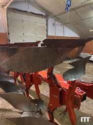 Plough Kuhn VM 122 - 1