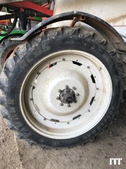 Trailed sprayer Kuhn TC 3200 - 3