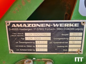 Trailed sprayer Amazone UX 3200 - 8