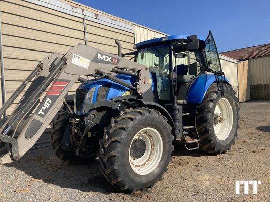 Farm tractor New Holland T7040 - 1