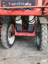 Trailed sprayer Kuhn TC 3200 - 4