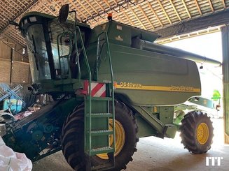 Combine harvester John Deere 9640 WTS - 2