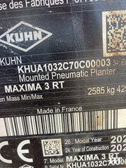 Precision seeder Kuhn MAXIMA - 9