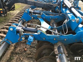 Stubble cultivator Bonnel MULTIFLEX 6M - 5