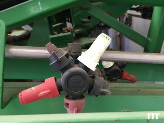 Trailed sprayer John Deere 962l - 9