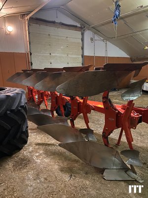 Plough Kuhn VM 122 - 1