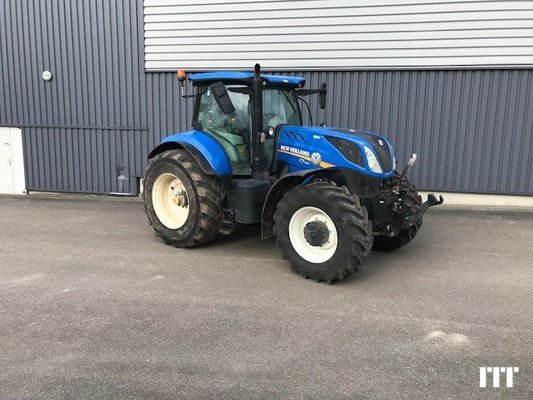 Farm tractor New Holland T7.260 PC - 1