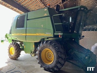 Combine harvester John Deere 9640 WTS - 3