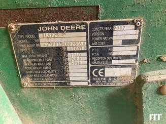 Trailed sprayer John Deere 832 - 7