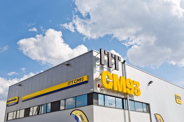 New ITT CM93 New Holland dealership in Navarra