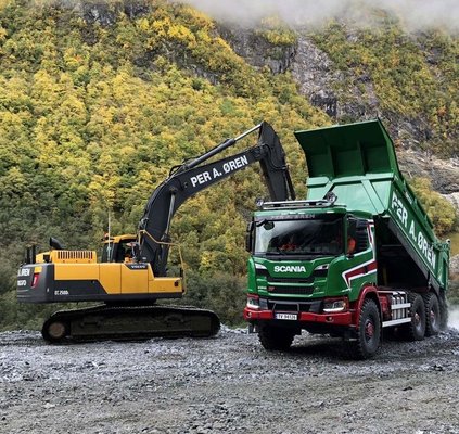 SCAITT, Los camiones Scania y CM93 servicio oficial Allison transmissions