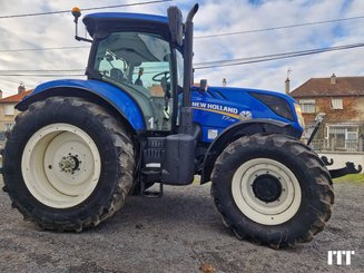 Farm tractor New Holland T7.210 - 2